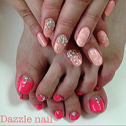 蛍光ピンクのフットジェル