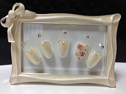 2014年4月の推しネイル 変形フレンチのハートフレンチネイル。