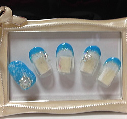 春らしいカラーを使った爽やかイメージ