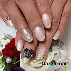 シャンパンゴールドネイル