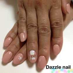 猫モチーフのジェルネイル