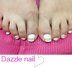 夏にぴったりな白のフットジェル