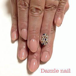 ストーン盛りネイル