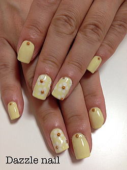 今年の流行カラー