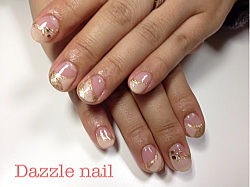 同系色のストーンでまとめました