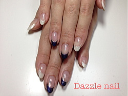 ホワイト&パープルのフレンチネイル