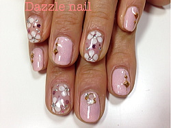 クリアベースにお花を描いた春らしいデザイン