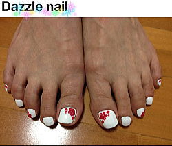 きれいなフットネイル