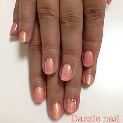 オーロラに輝くオレンジ