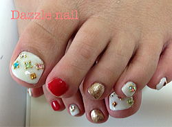 夏らしいフットジェルネイル