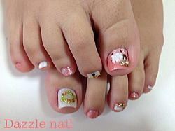 羊年とクリスマスリースを組み合わせて年末年始合同ネイル